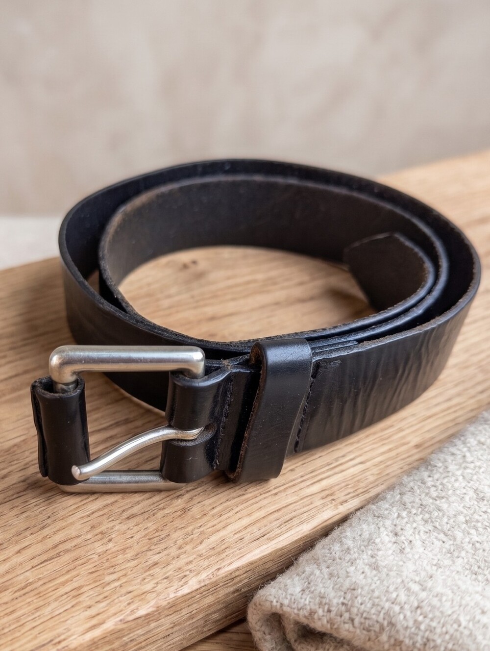 Vintage Black Genuine Leather Belt Dark Academia 90s Minimalist Quiet Luxury